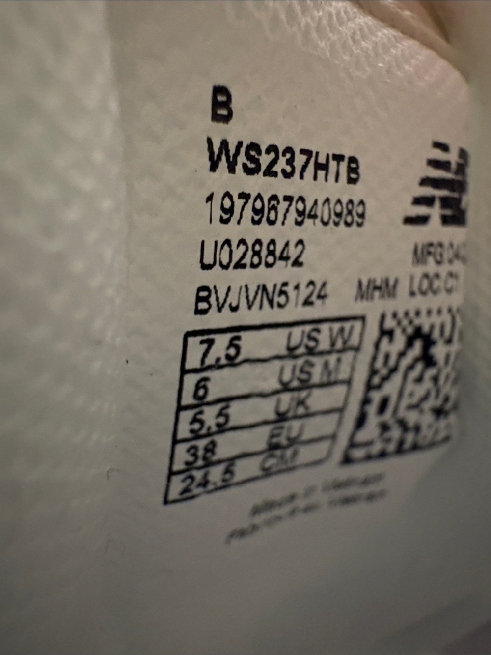Women’s 7.5 New Balance 237 White & Cream Retro Trainer Sneakers - Picture 2 of 8